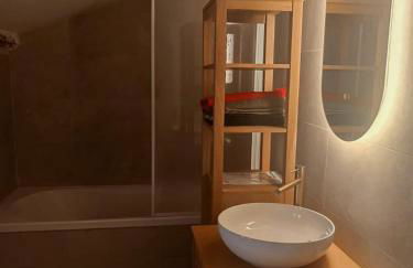 Pézenas historique appartement clim wifi 2 chambres 6 couchages - Foto 8