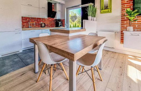 3 Bedroom Awesome Home In Zieleniewo - Foto 6