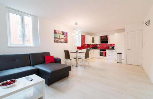 Live in Leeds Nazarene Apartments - Photo 6