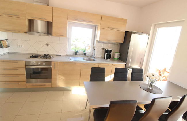 Villa in Debeljak With Private Pool - Foto 6