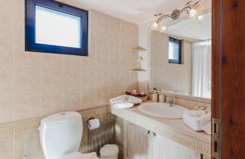 Elouthia Residence with Sea View and Hot Tub - Foto 18