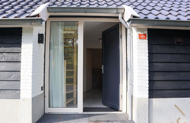 3 bedroom House in Arnhem with swimming pool and garden - Photo 11