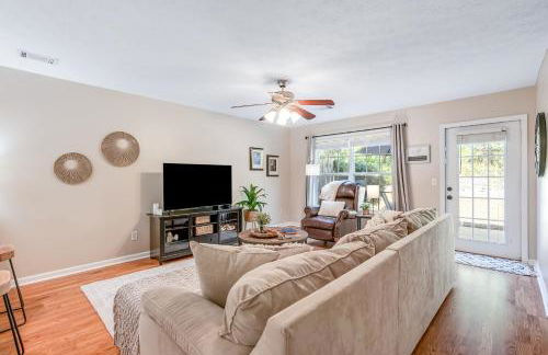 Seasonal Pool Access and Patio Auburn Getaway! - Foto 1