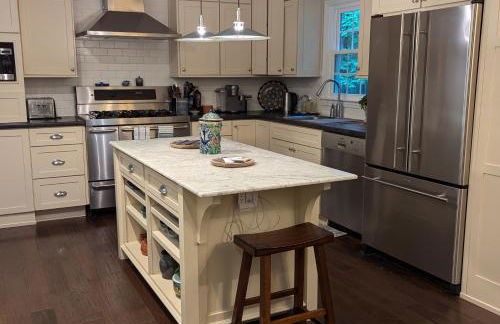 NEW! Stately 3BR25BA near Rockwood - Foto 33