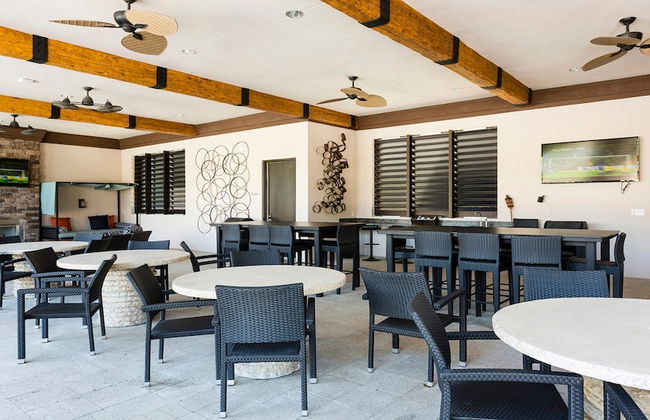 Solterra Resort Davenport FL Clubhouse Area - 7 Bedroom 6 Bath Home with Private Pool Spa - Lazy River 20 min from Disney - Foto 84