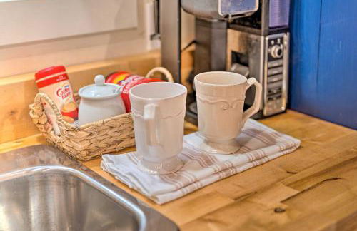 Romantic Broken Bow Cabin with Jacuzzi and Fire Pit! - Foto 13