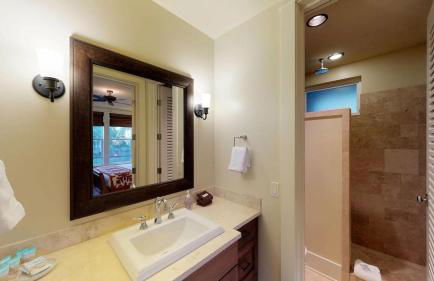 D211 Second Floor 3-bedroom Poolside Lanai - Foto 19