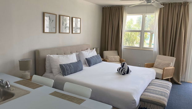 Marine Villas 6 in Hollywood - Foto 2, Habitación