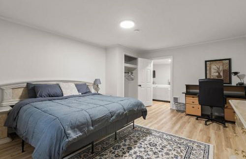 4-Bedroom Chateau in Southern Washington- Luxurious Retreat with Pond & Creek - Foto 37