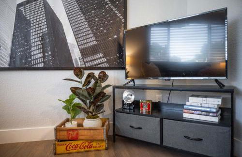 Spacious Retreat Patio, Games, and Quick to DEN - Foto 45