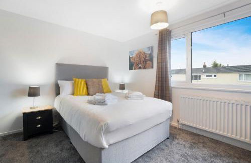 NEW! 3BR in Traynor Square - Foto 3