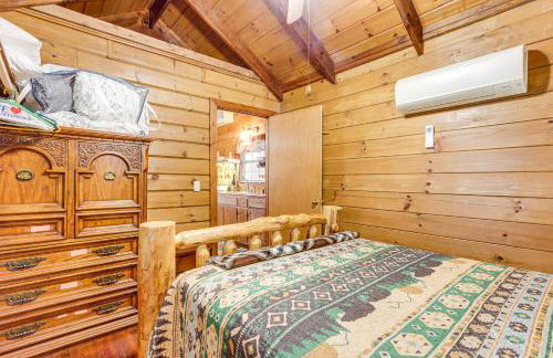Cozy Pelsor Cabin with Mountain and Valley Views! - Foto 14