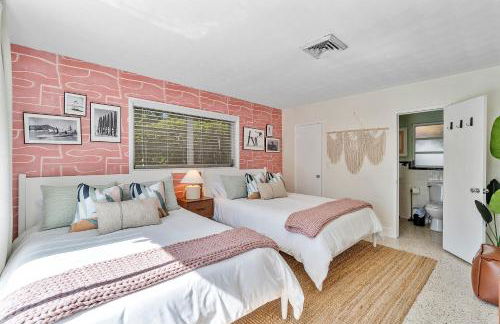 Charming Coral Ridge 2BR 2BA Near Beach plus Pool - Foto 21