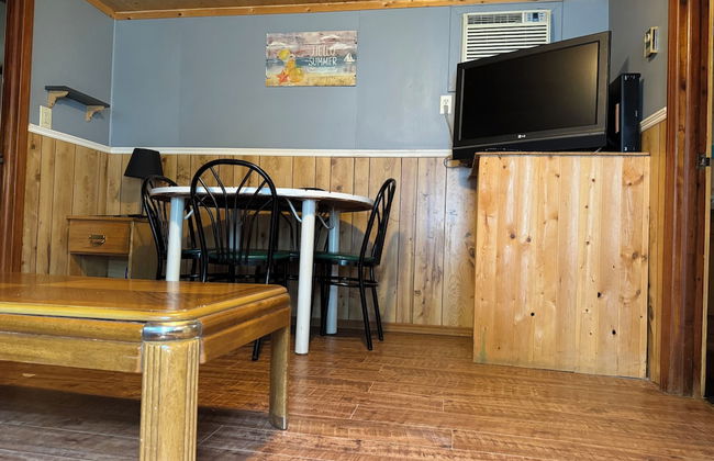 Alton Lodges - Photo 13