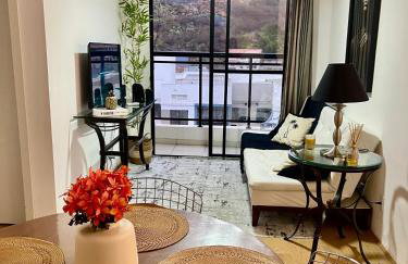 Aconchego e localização, a 10 minutos de CAMINHADA da praia e a 26 minutos de carro do RIR26, com vaga de garagem e 2 banheiros para maior conforto dos nossos hóspedes - Foto 5