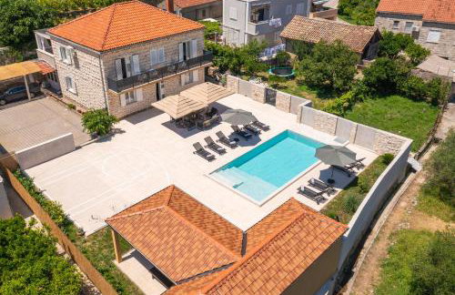 Villa MarLea - Photo 1