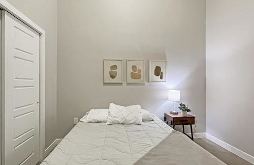 Large 1 Bed apt in the Heart of Downtown - Photo 6