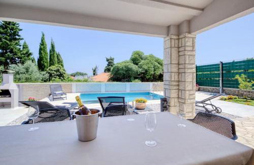 House Breeze - Premantura, 4 bedroom house with pool, jacuzzi, sauna and gaming room - Foto 33