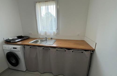 Gîte neuf,12mn du Futuroscope, 9 personnes -Le Tournesol - Foto 11