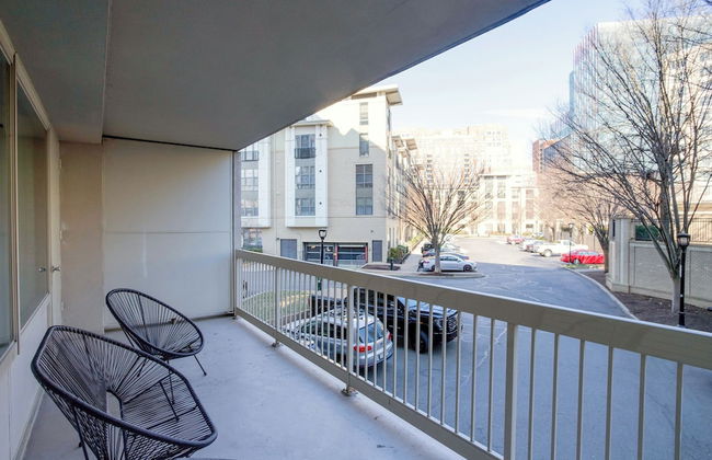 Fantastic 2BR Condo with Gym - Photo 28