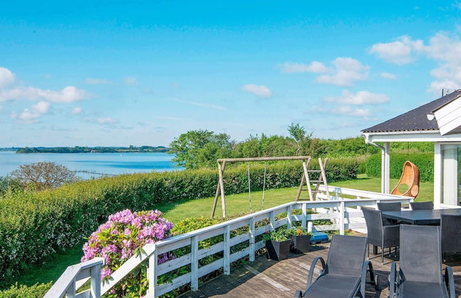 Spacious Holiday Home in Egernsund with Hot Tub - Foto 24