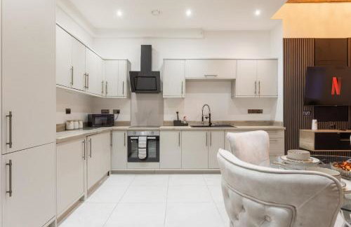 Bradford Luxury Central Apartment with Jacuzzi - Foto 3