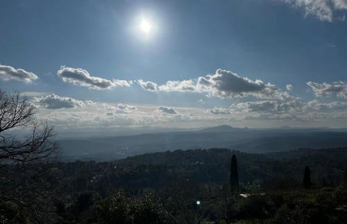 Au coeur du village avec petit balcon plein sud - Foto 15