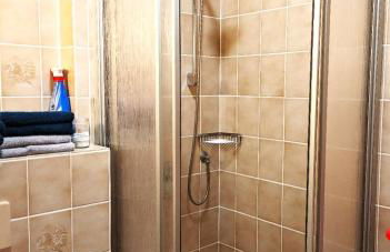 4 Zimmer geräumige und ruhig gelegene Ferien- und Monteurwohnung nur für Sie allein AUjvari Vermietungen - Foto 21