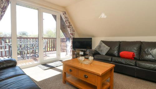 Honeycombe Lodge - Photo 3