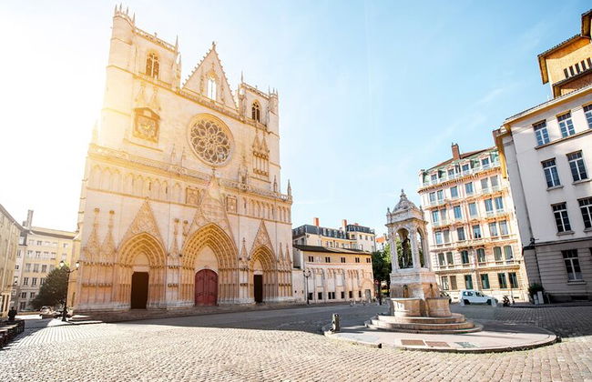 Tour por el casco antiguo de Lyon con entradas para cruceros - Foto 4