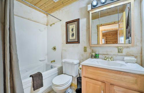 Charming Bedford Cabin with Private Hot Tub! - Photo 17