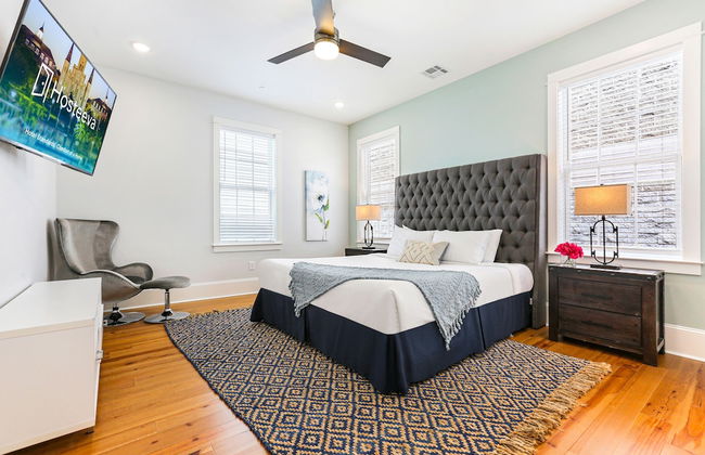 Spacious 5BR Urban Retreat with Balcony & Pool - Foto 63