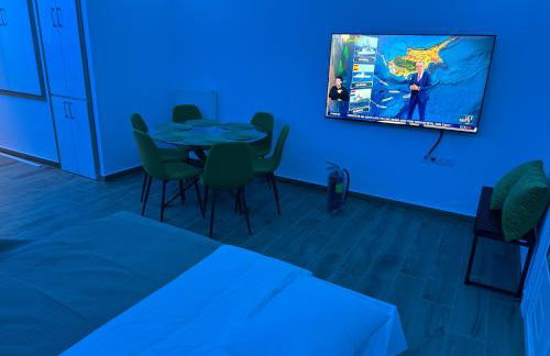 Modern Athens Suite - 160m from Metro - 3min Piraeus Port - 6 Guests - Foto 15