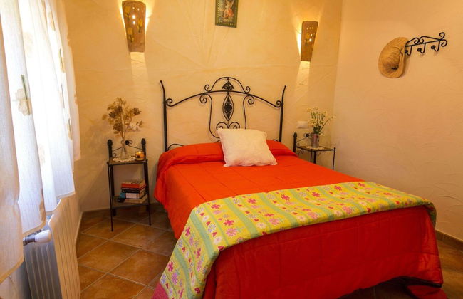 Mountain Getaway in Laroya - Photo 3