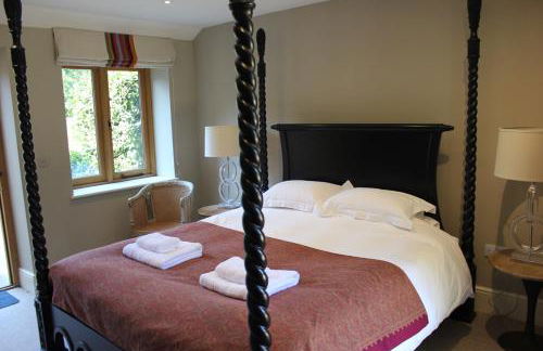 Chippenham Park Garden Rooms - Photo 30