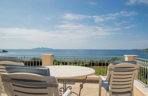 Waterfront 5BR Villa near Porto Heli by JJ Hospitality - Foto 21