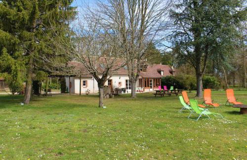 Grand gite rénové, jacuzzi, jardin, rivière, calme - Foto 17