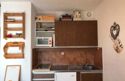 Studio au pied des pistes avec balcon Corrençon-en-Vercors - FR-1-515-99 - Foto 2