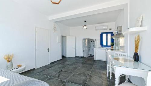 Elegant Cycladic Villa - Photo 3