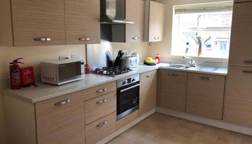 Spring House - Staycation - Perfect for Contractors & Families - 2 Parking Spaces - Foto 5