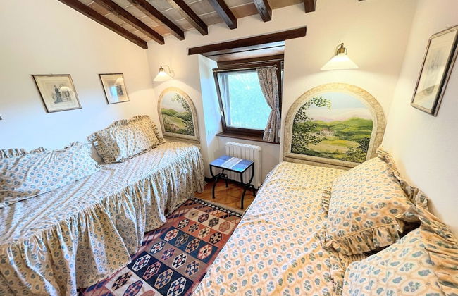 Luxurious Umbrian Retreat for 10 With Private Terrace and Pool - Foto 2