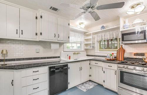 Galveston Bay Retreat Historic La Porte Home! - Foto 12