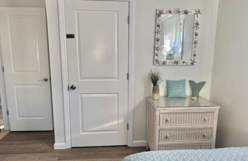 Welcome To The Sea Hunt An Updated, New-To-Market Coastal Gem - Foto 9