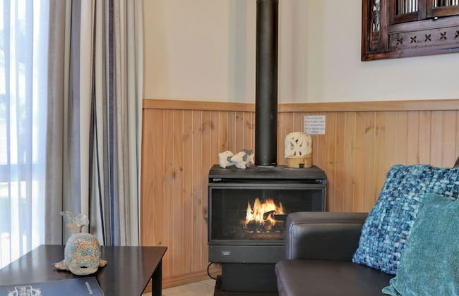 Seven Mile Beach Holiday Park - Photo 26