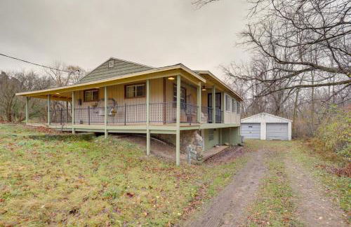 6 Mi to Lake Michigan Coloma Farmhouse - Foto 24