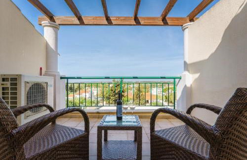 Bright 3-BR in Guia with Shared Pool by Lisbeyond - Foto 13