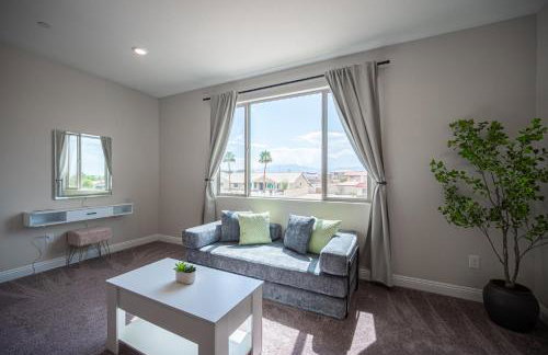 Modern Spacious 6BR Villa with Game Loft 5 Min to Strip, Stadium & Shopping! - Foto 56