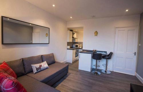 Stylish City Apartment - Near Haymarket, Walk to Castle and Princes Street - Foto 2