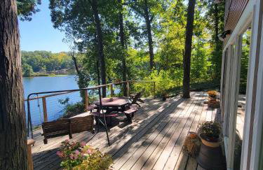 Lakefront Fun on Papakeechie | Kayaks & More! - Foto 10