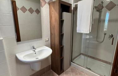 Padenghe Olive House - Ground-Floor Lake View Amid Olives - Foto 14